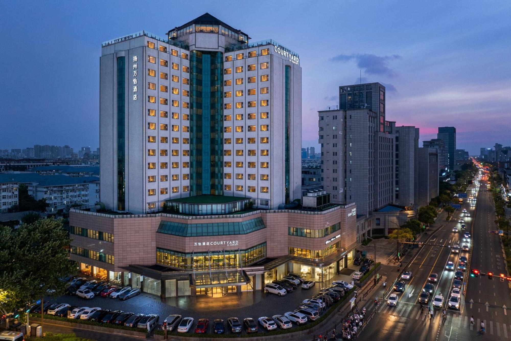 Отель Courtyard By Marriott Янчжоу Экстерьер фото